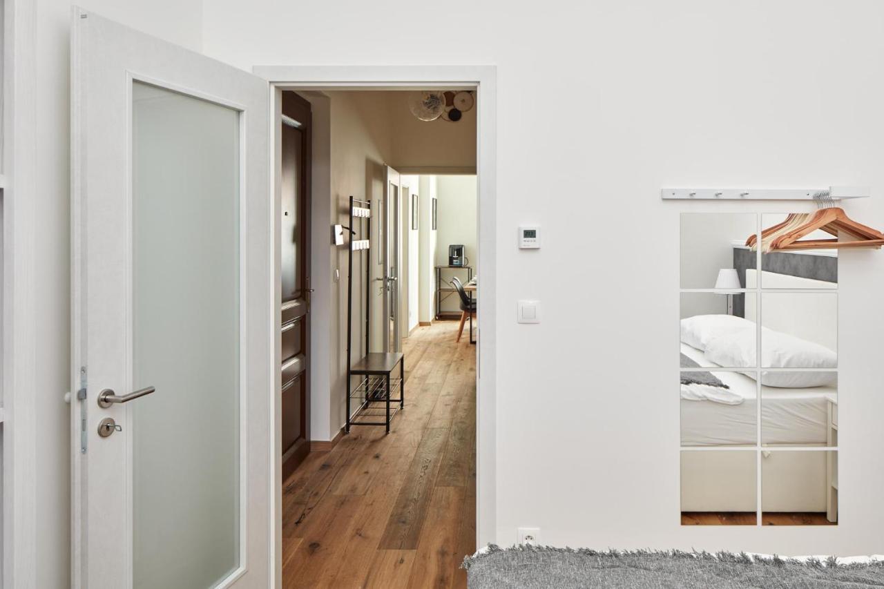 Prague Days - Stylish Apartment - Workspace Buitenkant foto